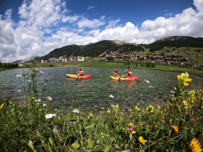 Attività acquatiche nell'area polivalente del Lago di Montgenèvre